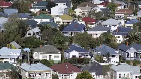 Property Institute calls for review of target agreements