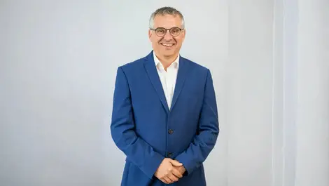 Neil fitzsimons  md  power on